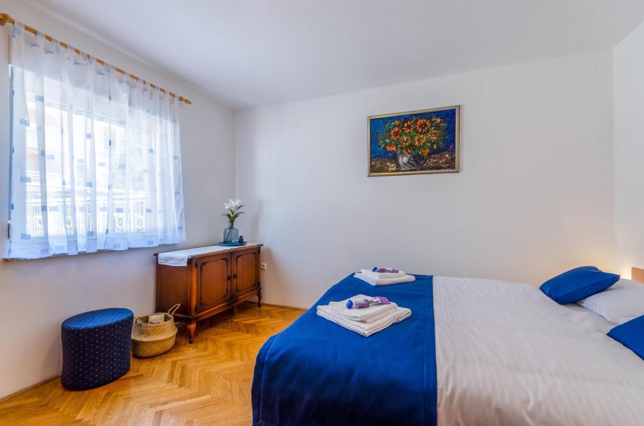 Ferienwohnung Juanita Dramalj Exterior foto
